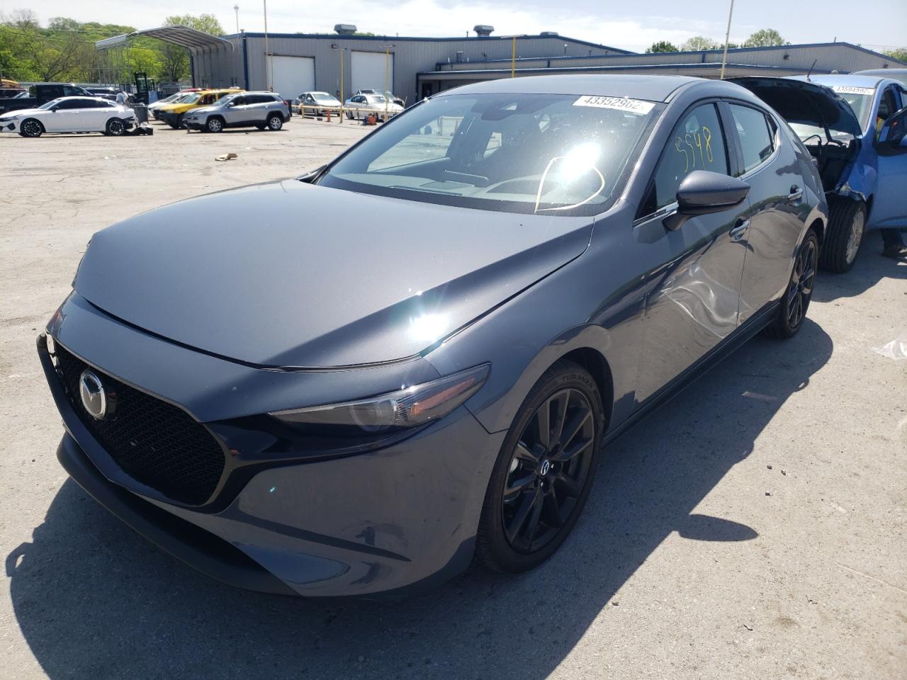 Photo 2 from auction – 2021 MAZDA 3 PREMIUM with VIN JM1BPAML1M1346895