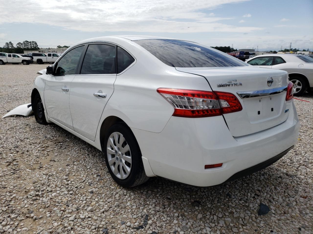 Photo 3 from auction – 2014 NISSAN SENTRA S with VIN 3N1AB7AP3EY332310