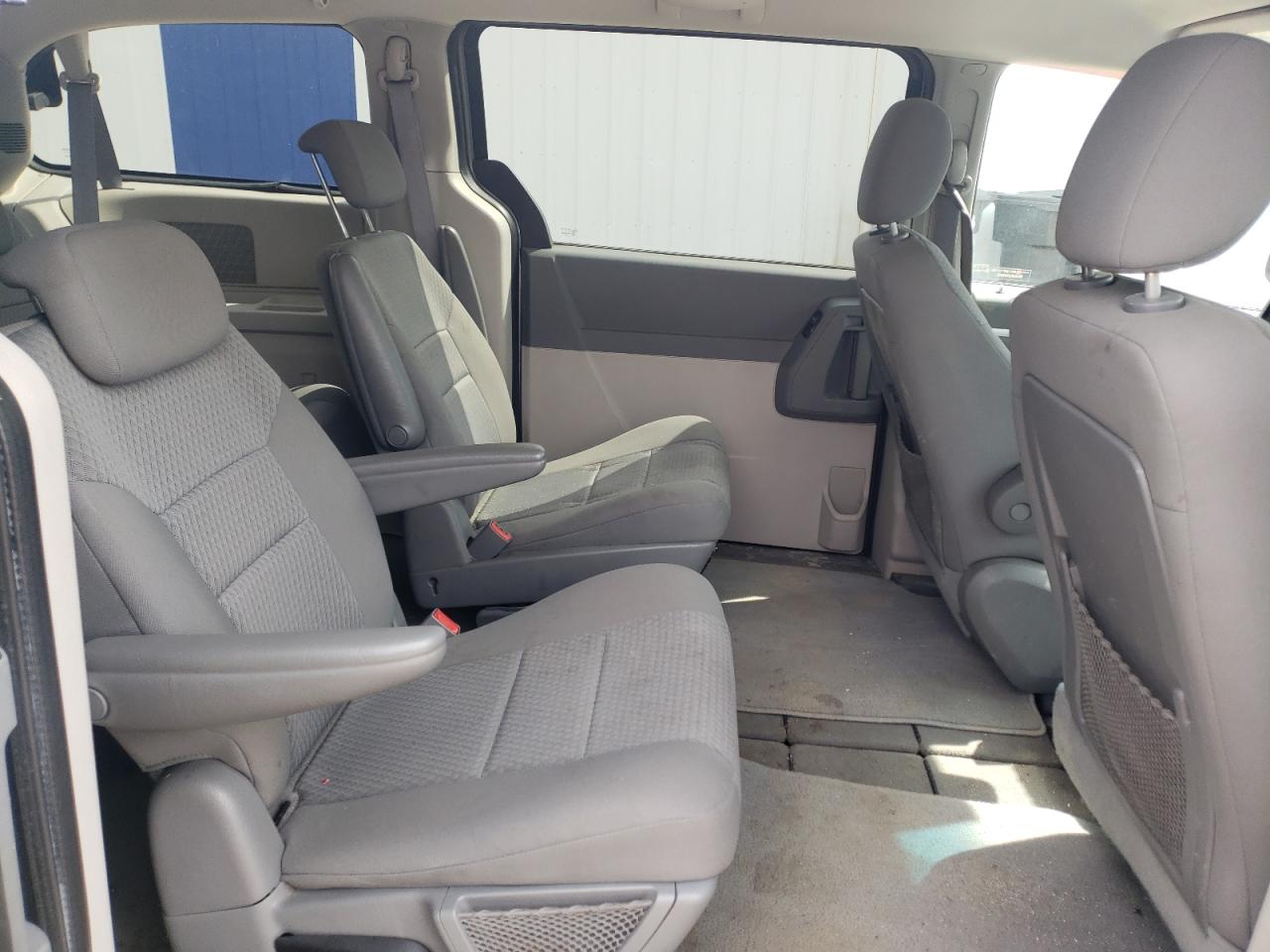 Photo 6 from auction – 2009 DODGE GRAND CARA with VIN 2D8HN44E09R697773