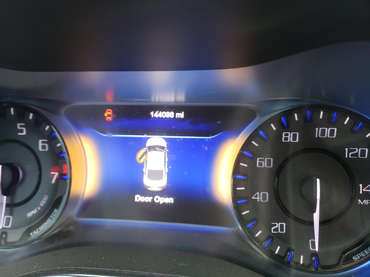 Photo 8 from auction – 2015 CHRYSLER 200 S with VIN 1C3CCCDG9FN718045