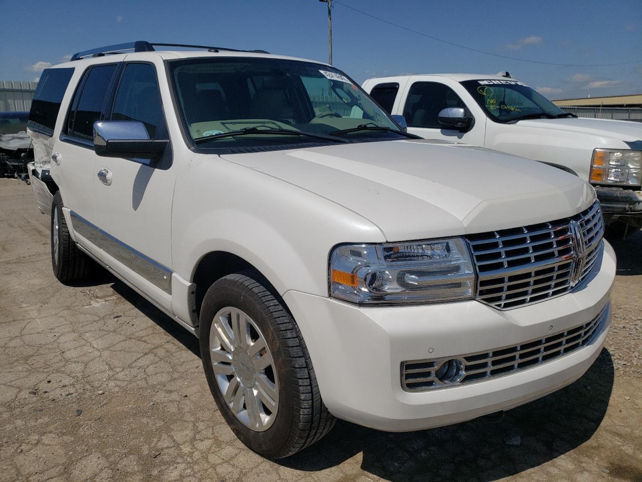 LINCOLN NAVIGATOR 2013 with VIN 5LMJJ2J5XDEL03036 - Photo from auction
