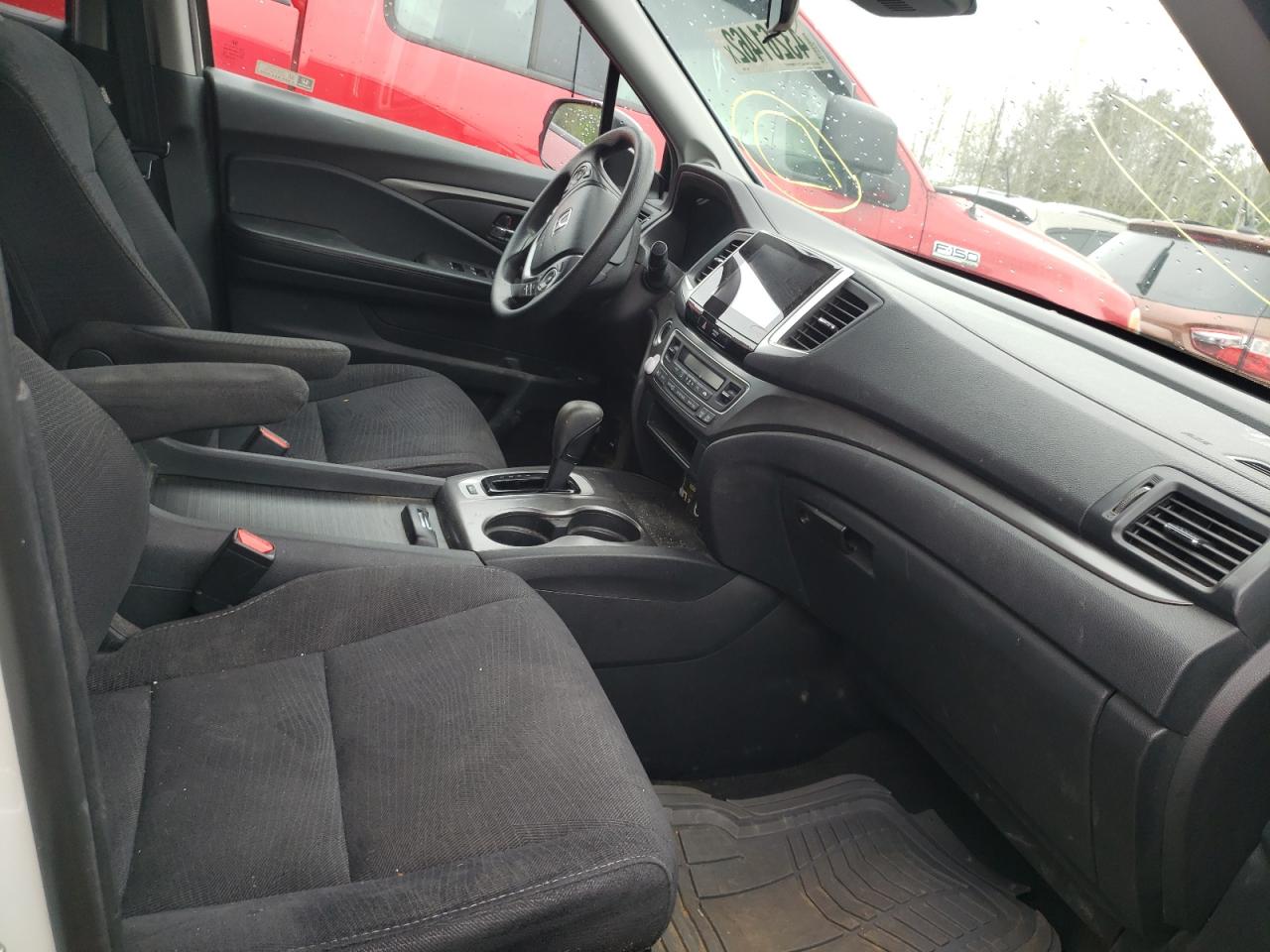 Photo 5 from auction – 2017 HONDA PILOT EX with VIN 5FNYF6H42HB105258