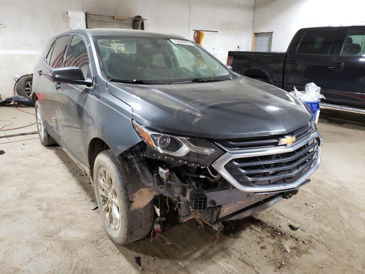 CHEVROLET EQUINOX LT 2018 with VIN 2GNAXSEV2J6340234 - Photo from auction