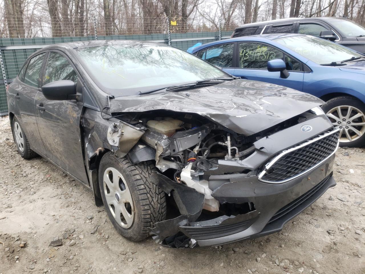 FORD FOCUS S 2016 with VIN 1FADP3E24GL200662 - Photo from auction