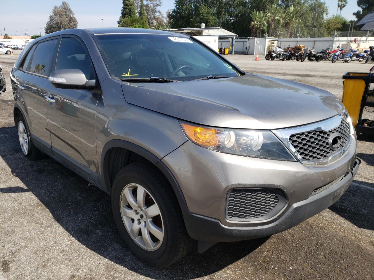 KIA SORENTO BA 2011 with VIN 5XYKT3A19BG050028 - Photo from auction