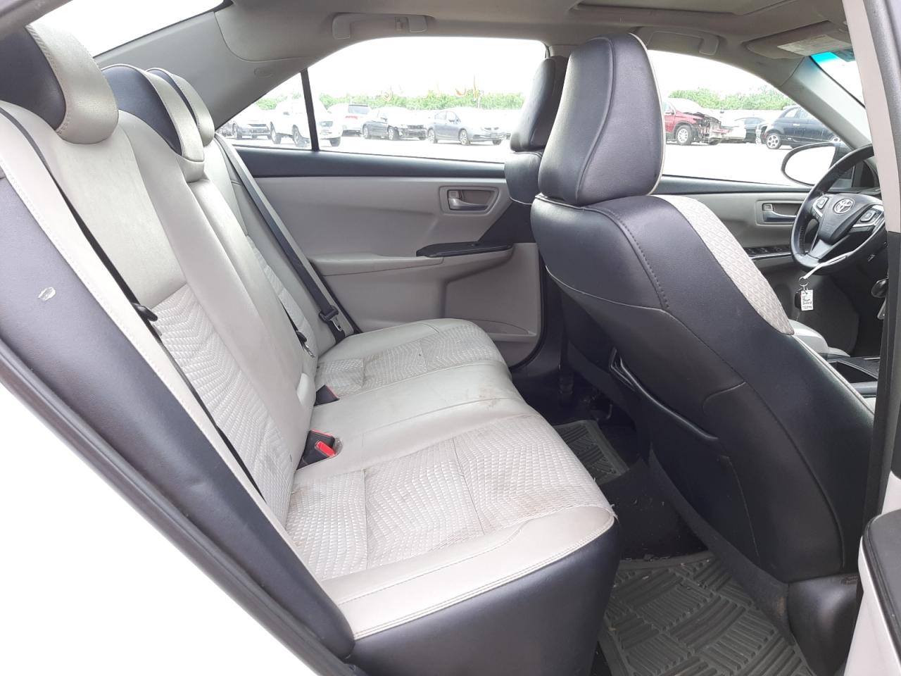 Photo 6 from auction – 2015 TOYOTA CAMRY LE with VIN 4T1BF1FK3FU069719