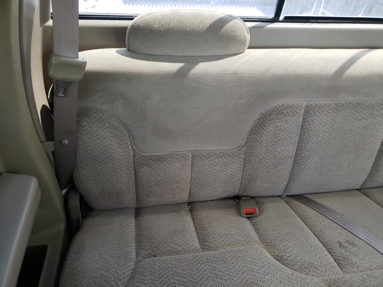 Photo 6 from auction – 1998 GMC SIERRA C15 with VIN 2GTEC19R2W1532142