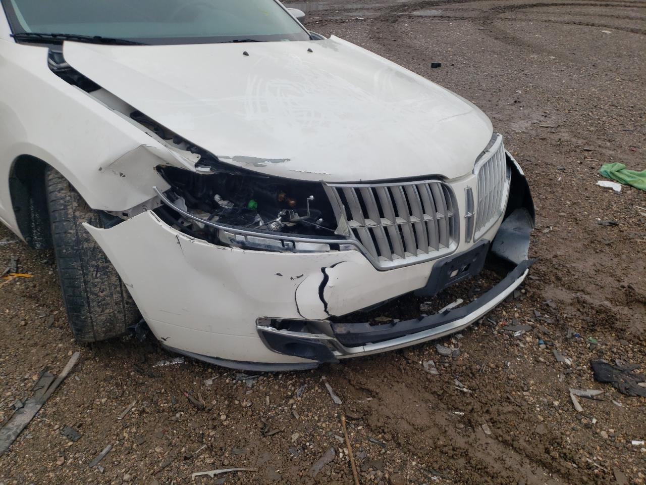Photo 9 from auction – 2010 LINCOLN MKZ with VIN 3LNHL2GC7AR613414