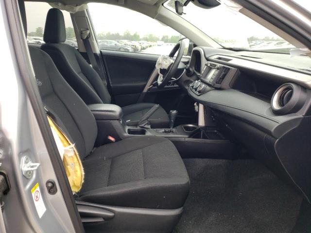 Photo 5 from auction – 2017 TOYOTA RAV4 LE with VIN 2T3BFREV3HW674599