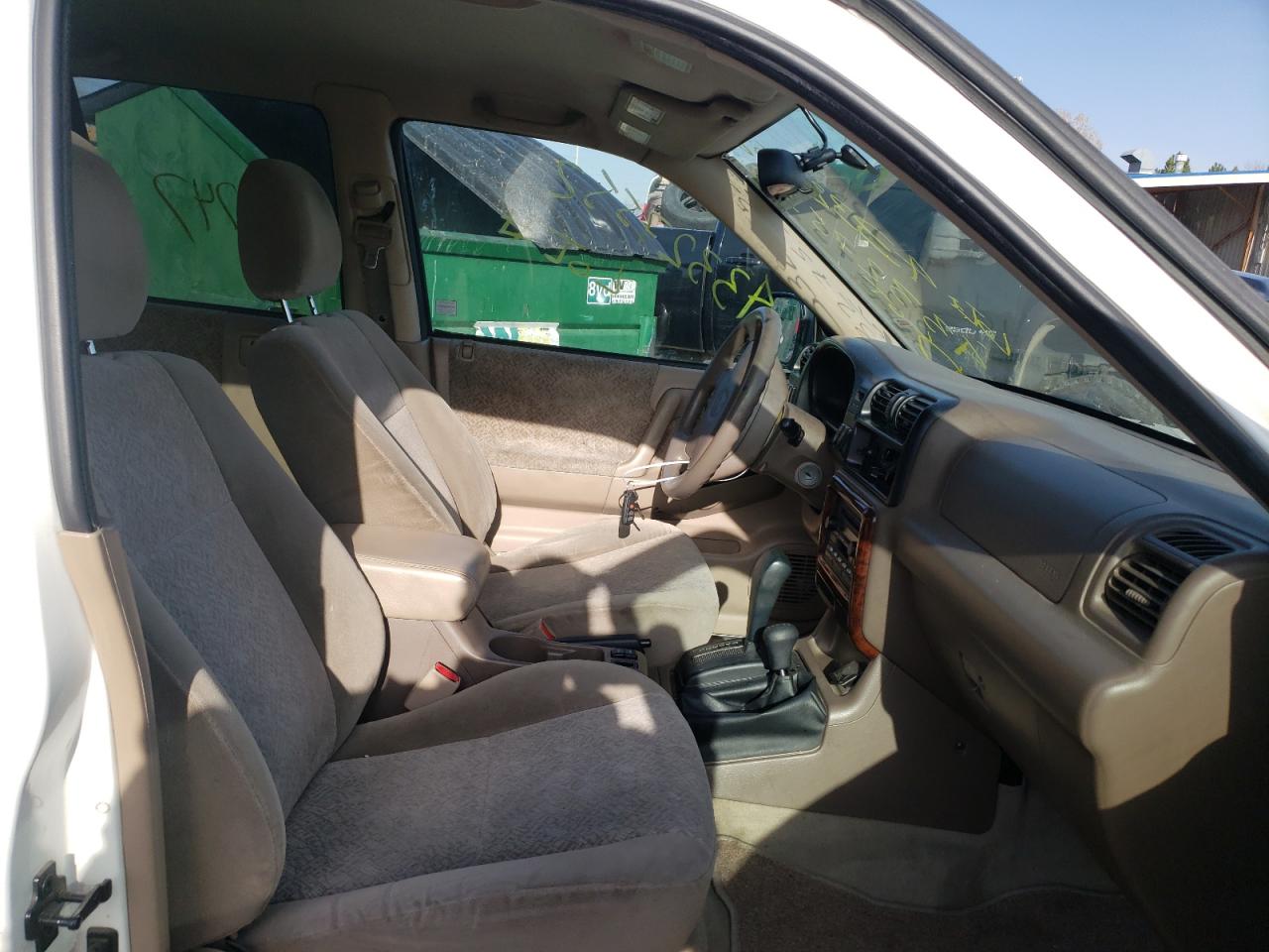 Photo 5 from auction – 2001 ISUZU RODEO S with VIN 4S2DM58W614345902