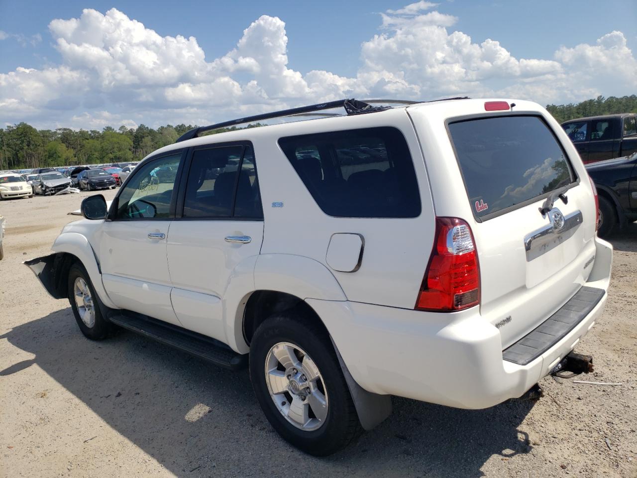 Photo 3 from auction – 2007 TOYOTA 4RUNNER SR with VIN JTEZU14R378076667
