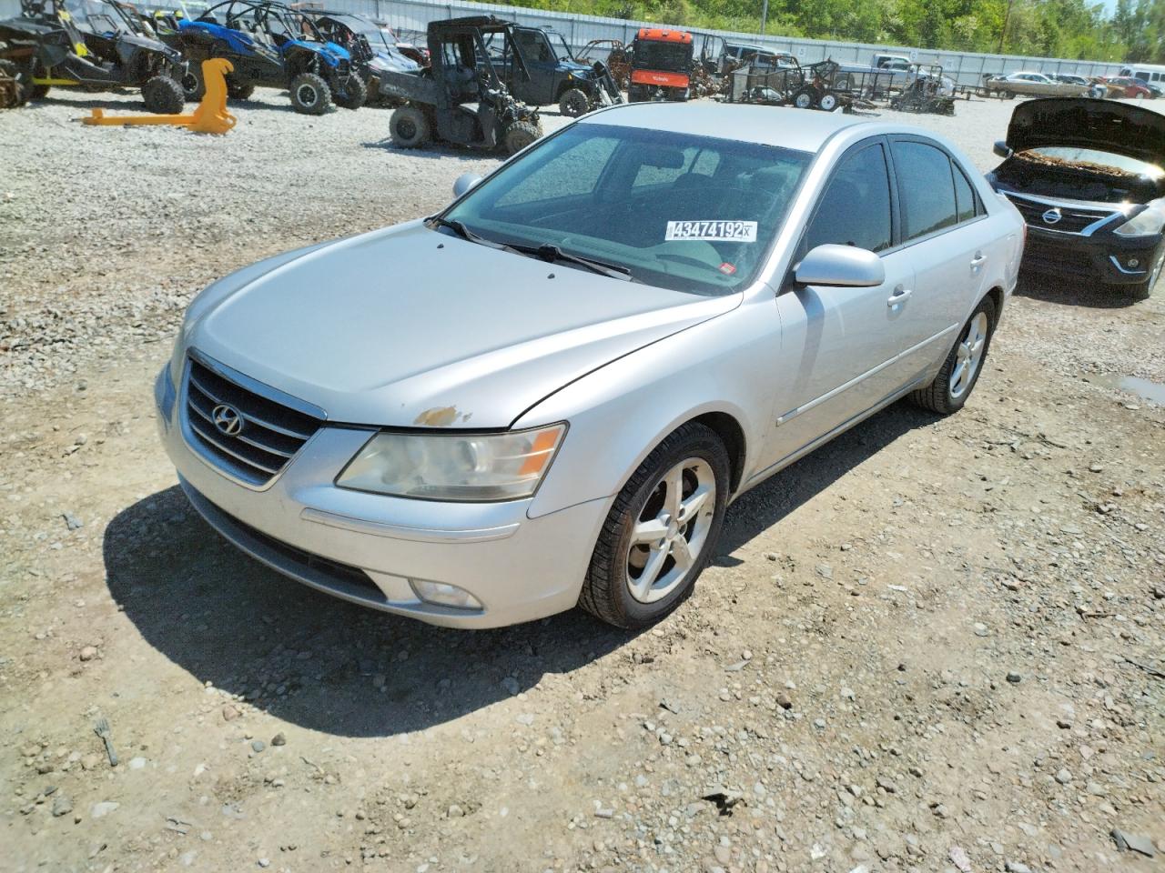 Photo 12 from auction – 2009 HYUNDAI SONATA SE with VIN 5NPEU46F39H521811