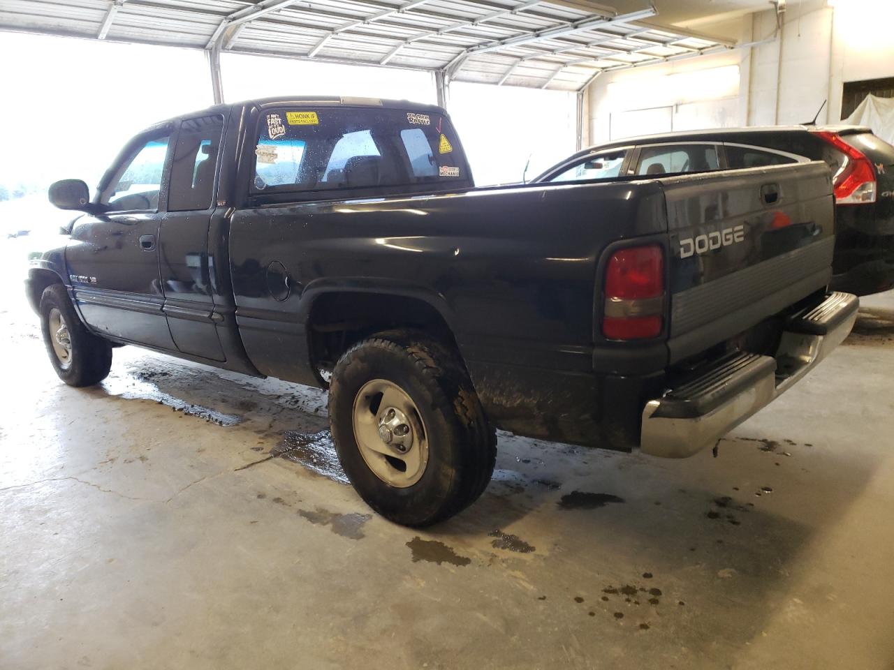 Photo 3 from auction – 2001 DODGE RAM 1500 with VIN 1B7HC13Y81J242824