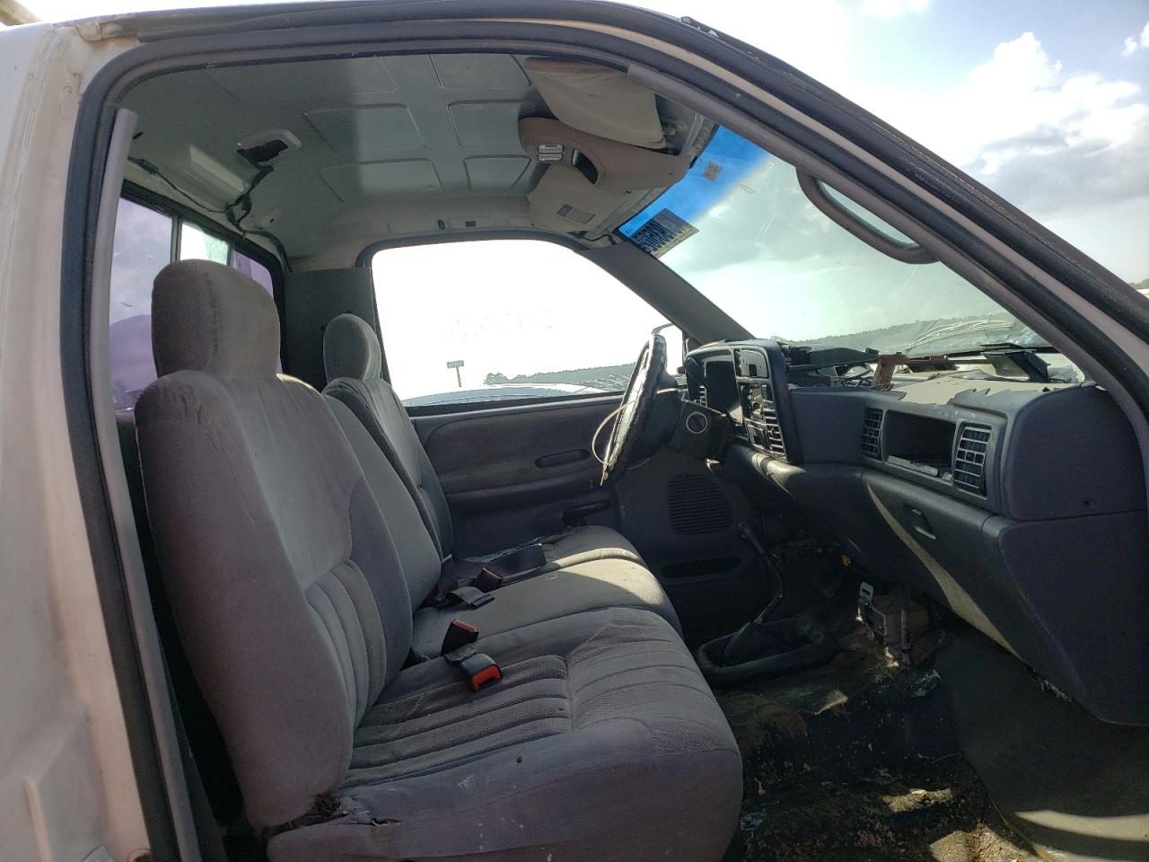 Photo 5 from auction – 1997 DODGE RAM 1500 with VIN 1B7HF16Z6VS172204