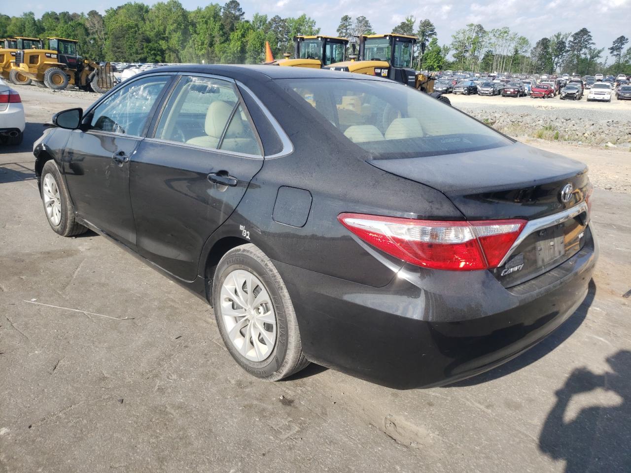 Photo 3 from auction – 2016 TOYOTA CAMRY LE with VIN 4T1BF1FK6GU144303