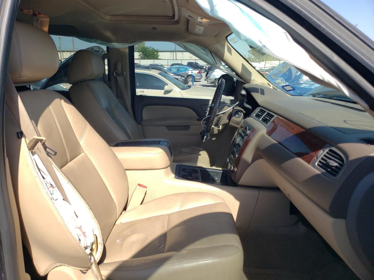 Photo 5 from auction – 2012 CHEVROLET TAHOE C150 with VIN 1GNSCBE04CR243368