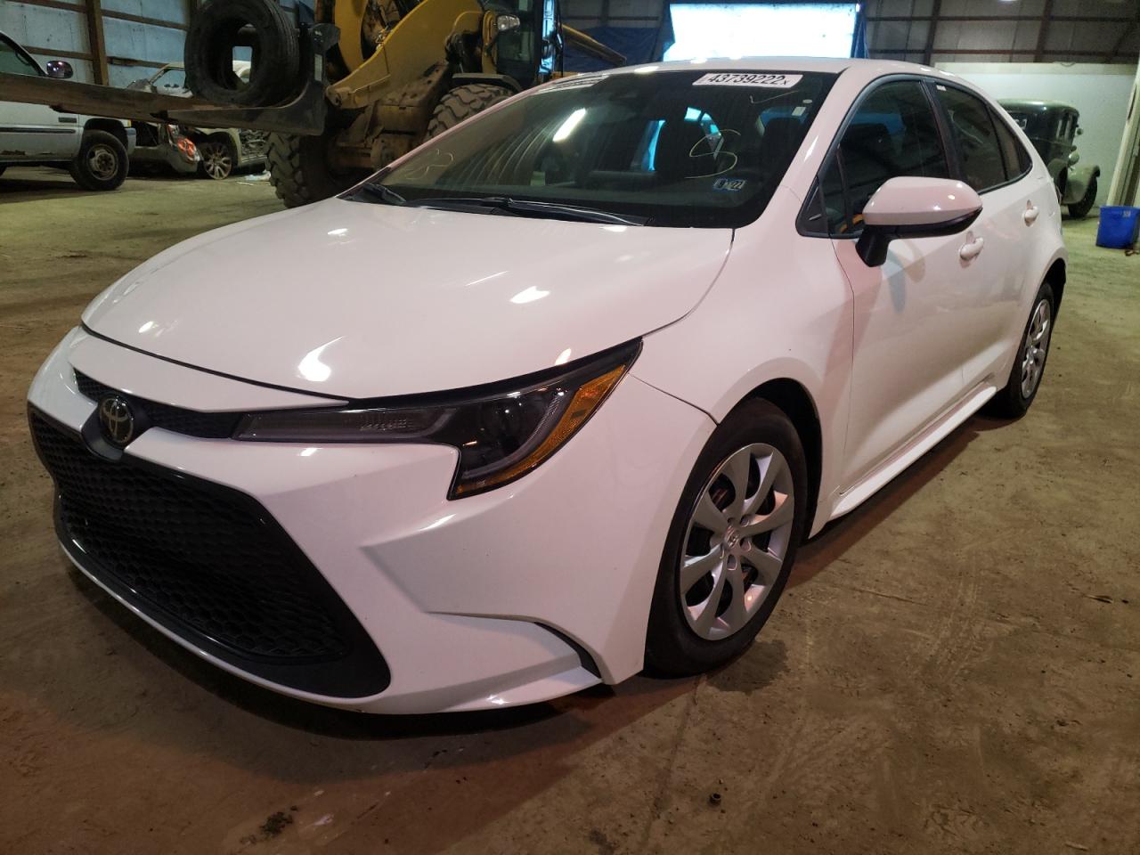Photo 2 from auction – 2022 TOYOTA COROLLA LE with VIN 5YFEPMAE8NP278144