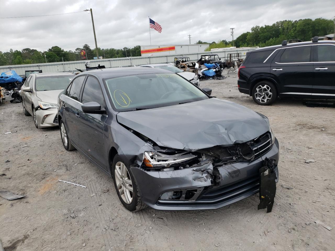 VOLKSWAGEN JETTA S 2017 with VIN 3VW2B7AJ6HM210708 - Photo from auction