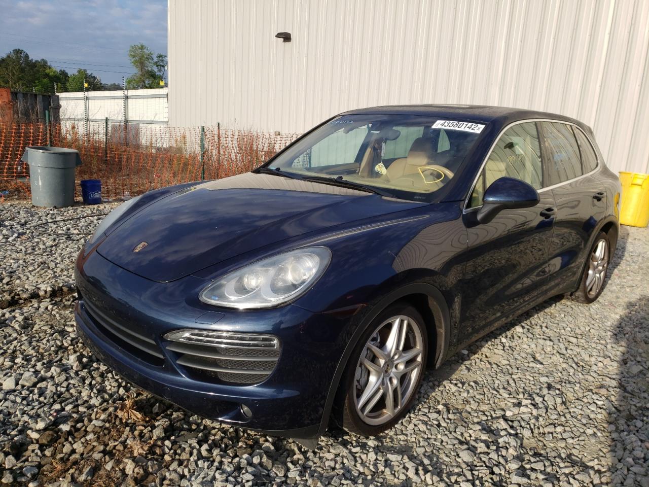 Photo 2 from auction – 2011 PORSCHE CAYENNE S with VIN WP1AB2A25BLA46711