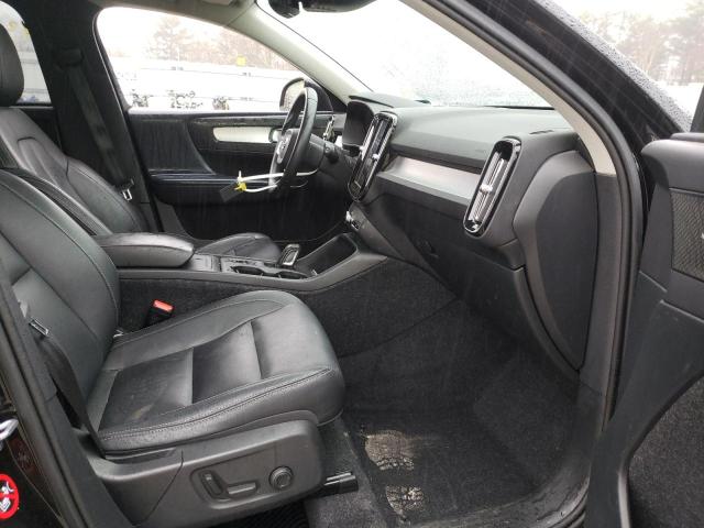 Photo 5 from auction – 2019 VOLVO XC40 T5 MO with VIN YV4162XZ2K2007748