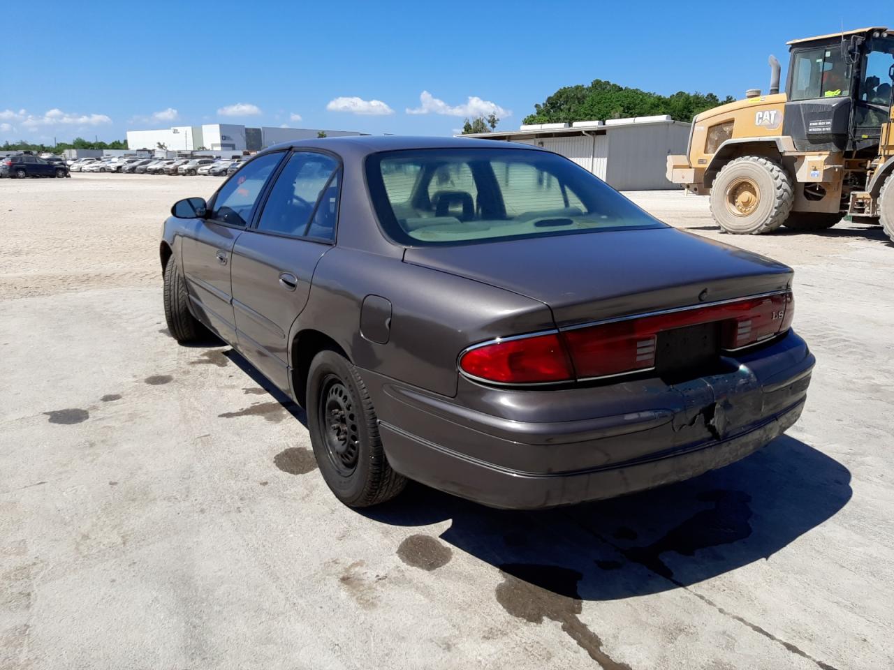 Photo 3 from auction – 2001 BUICK REGAL LS with VIN 2G4WB52K311170094