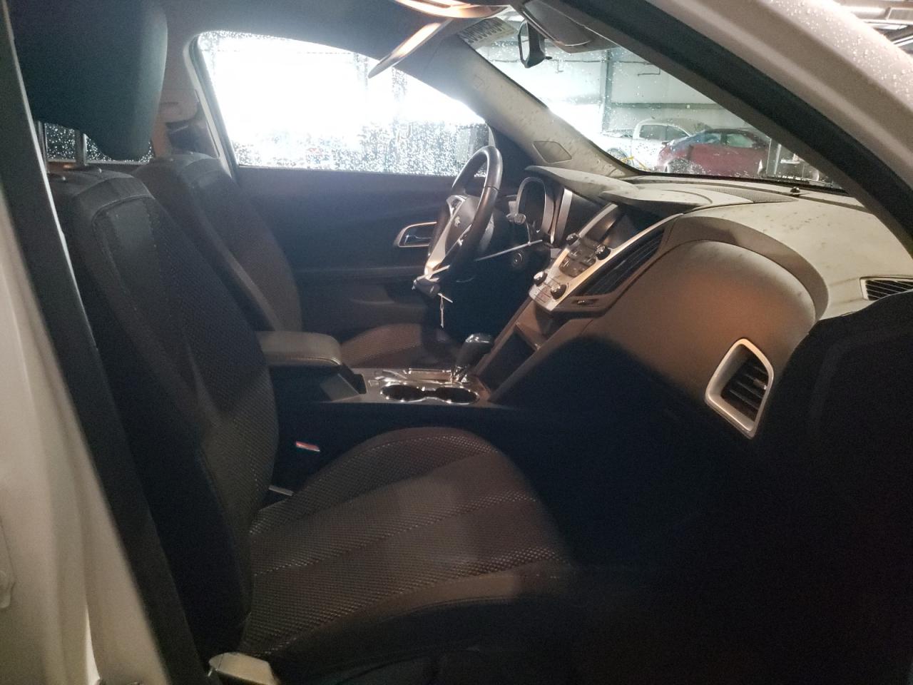 Photo 5 from auction – 2017 CHEVROLET EQUINOX LT with VIN 2GNFLFEK7H6240400