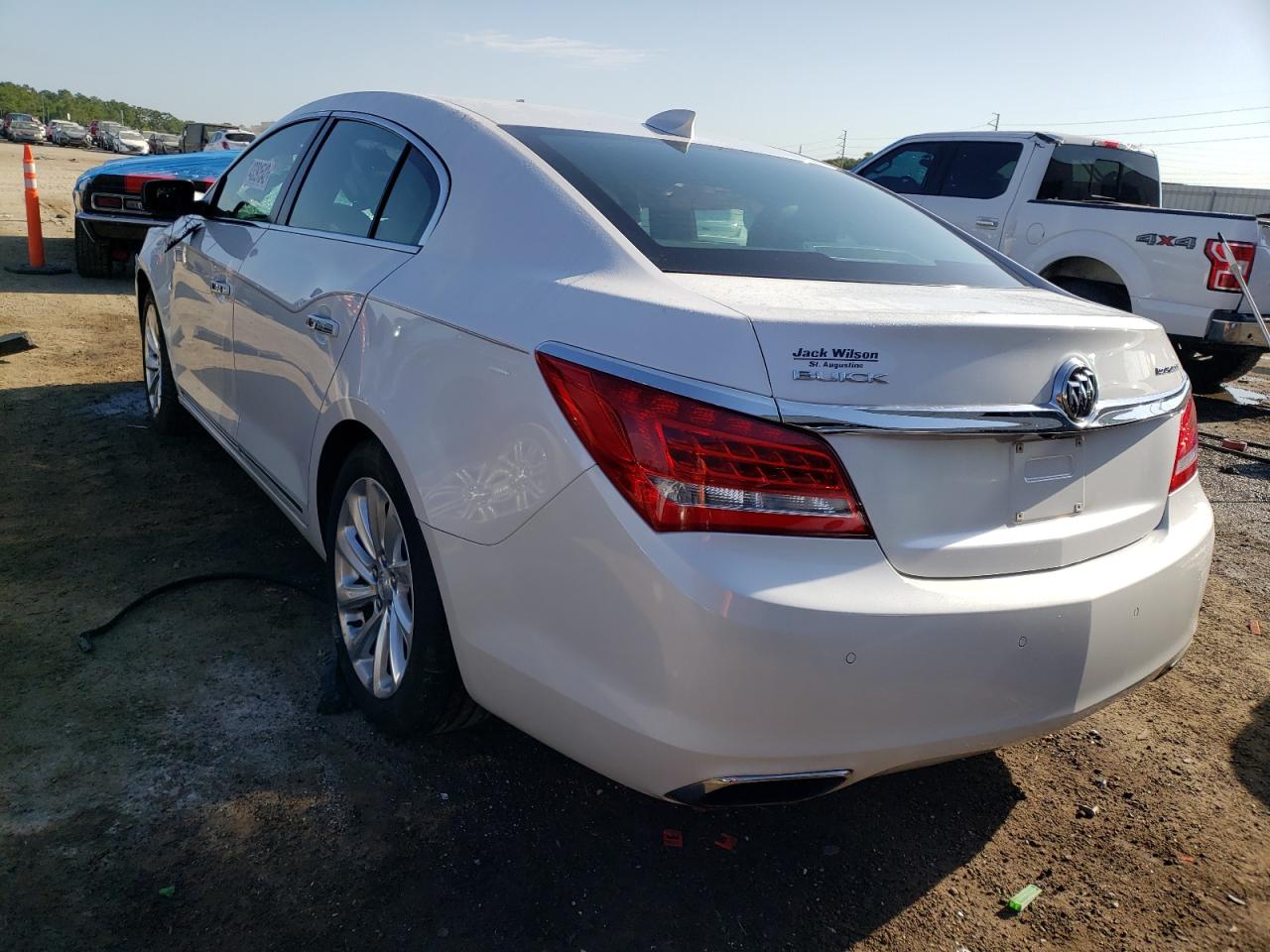Photo 3 from auction – 2016 BUICK LACROSSE P with VIN 1G4GD5G30GF100196