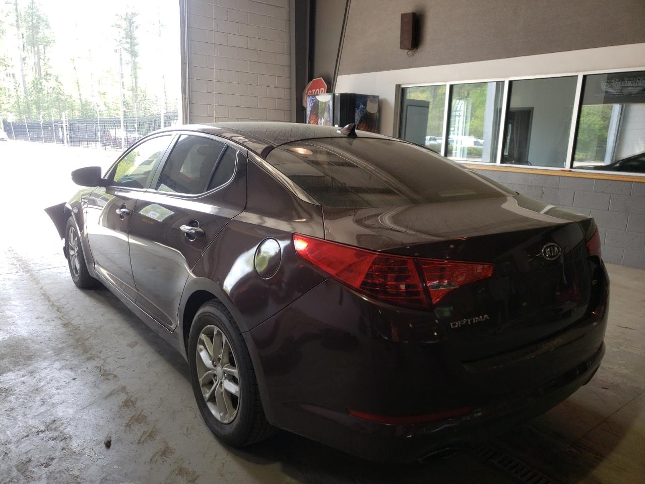Photo 3 from auction – 2012 KIA OPTIMA LX with VIN 5XXGM4A70CG079999