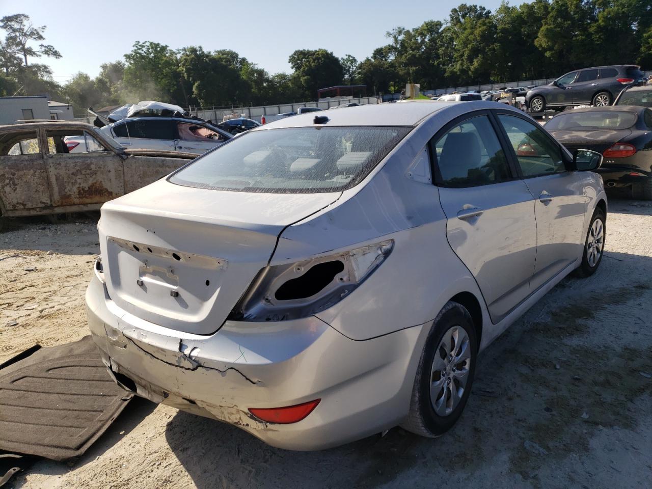 Photo 4 from auction – 2017 HYUNDAI ACCENT SE with VIN KMHCT4AE2HU249499