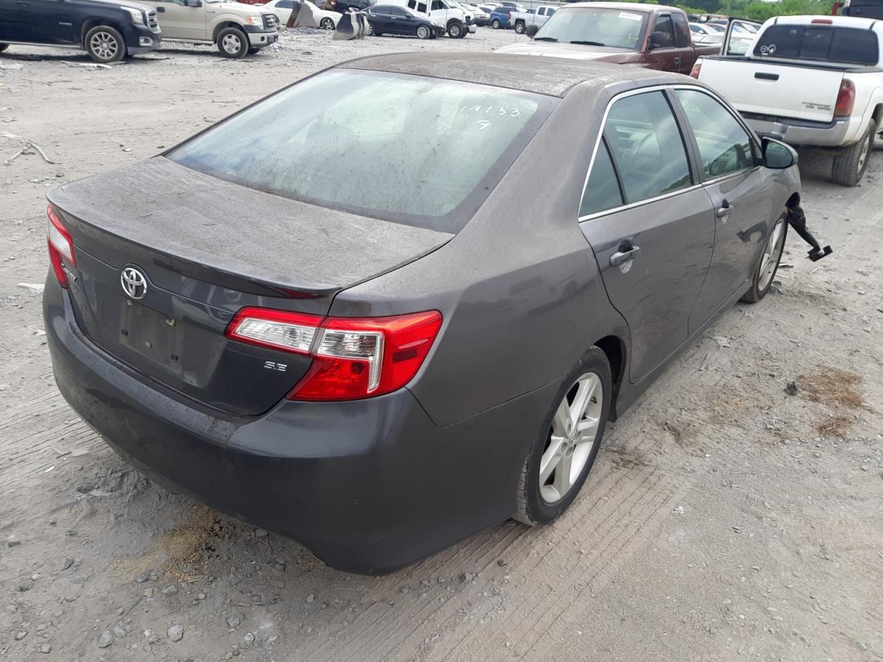 Photo 4 from auction – 2014 TOYOTA CAMRY L with VIN 4T1BF1FK8EU402544