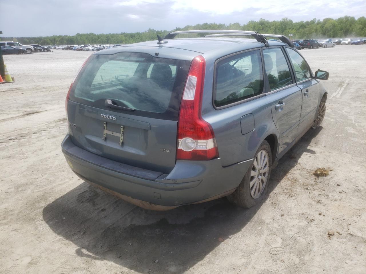 Photo 4 from auction – 2005 VOLVO V50 2.4I with VIN YV1MW382452057654