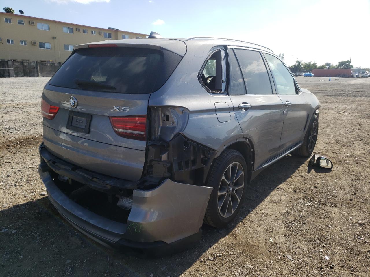 Photo 4 from auction – 2014 BMW X5 XDRIVE3 with VIN 5UXKR0C58E0C27869