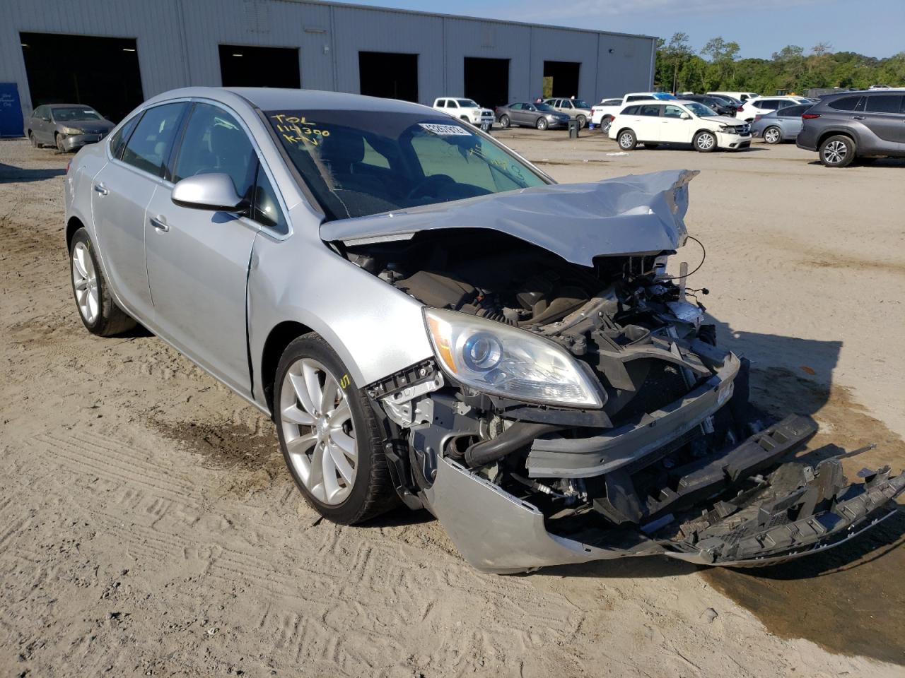 BUICK VERANO 2012 with VIN 1G4PP5SK2C4125077 - Photo from auction