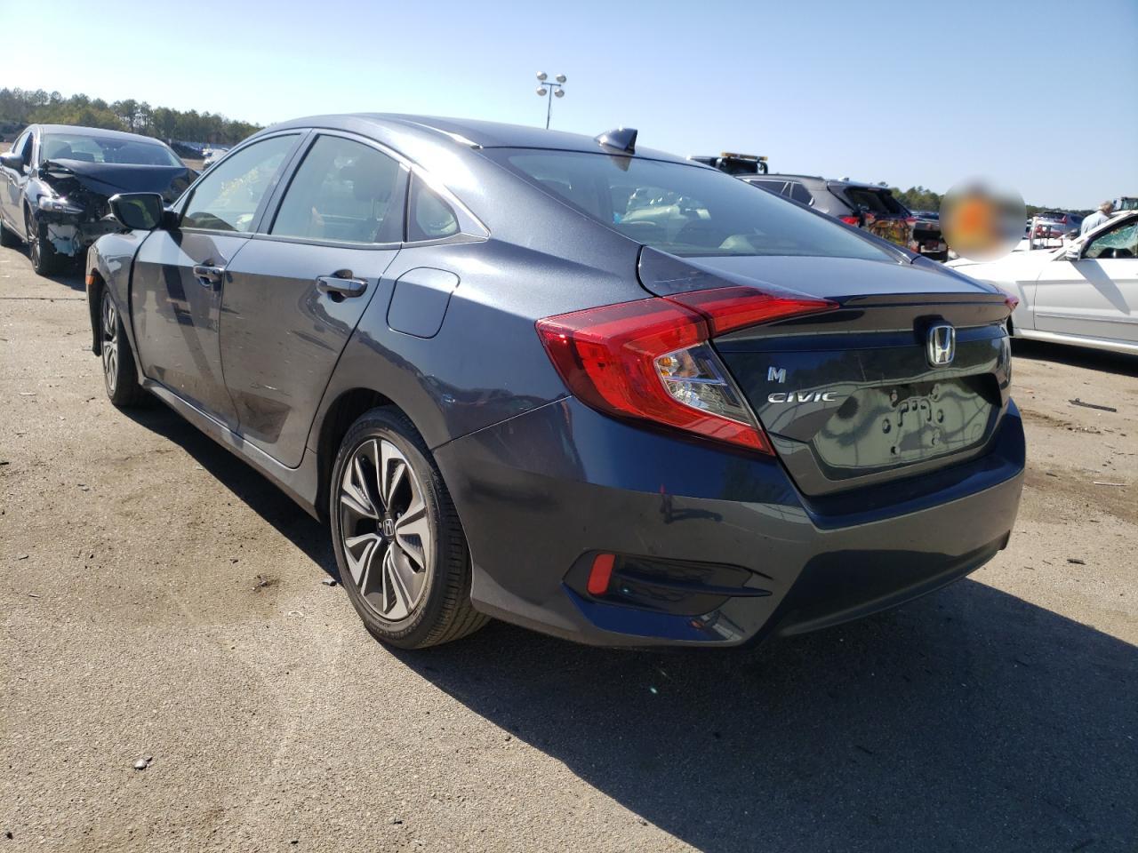 Photo 3 from auction – 2018 HONDA CIVIC EX with VIN JHMFC1F35JX032412