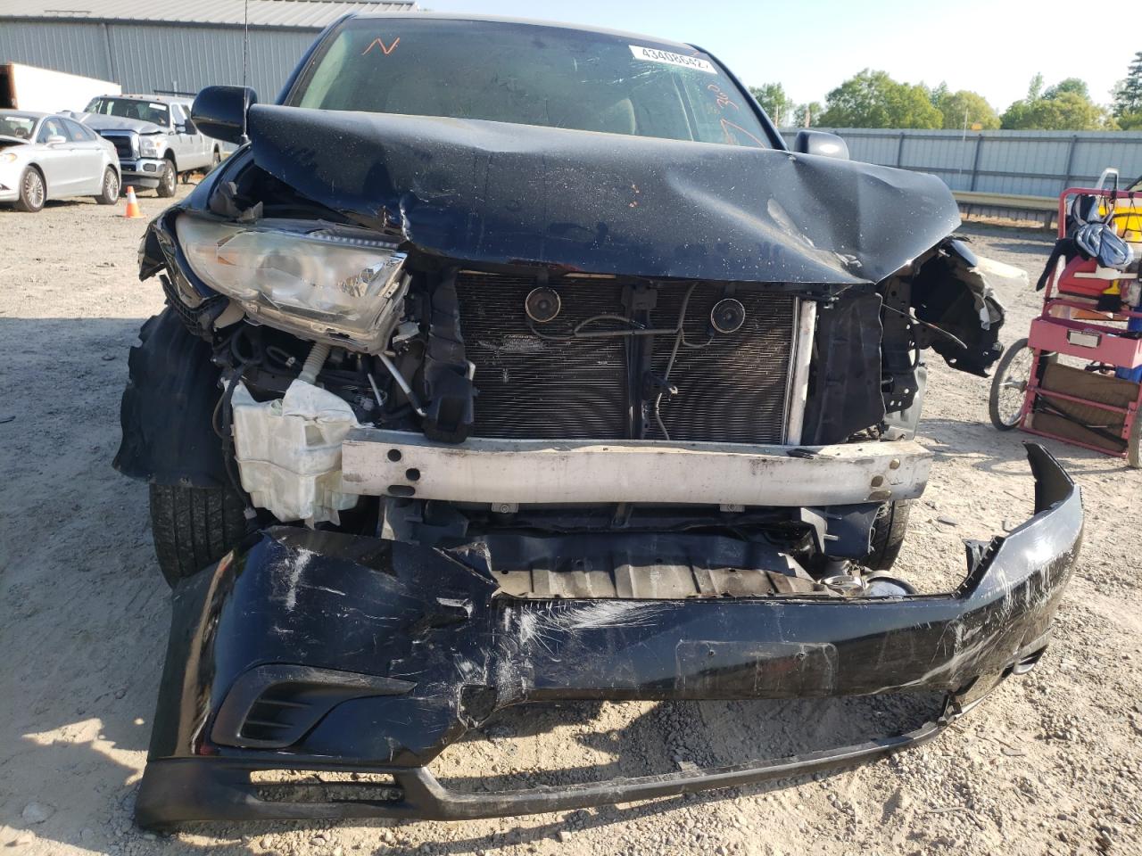Photo 9 from auction – 2012 TOYOTA HIGHLANDER with VIN 5TDBK3EH9CS130511
