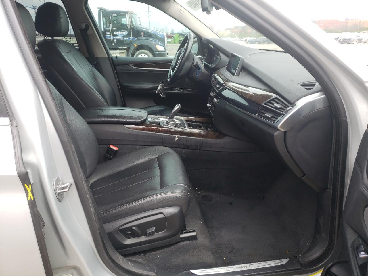 Photo 5 from auction – 2015 BMW X5 XDRIVE3 with VIN 5UXKR0C51F0P16127