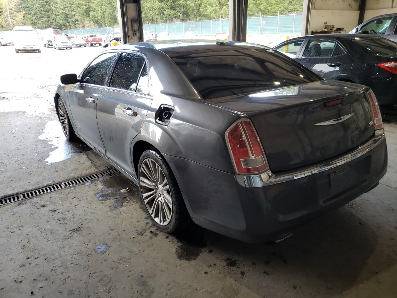 Photo 3 from auction – 2013 CHRYSLER 300C with VIN 2C3CCAET6DH644606