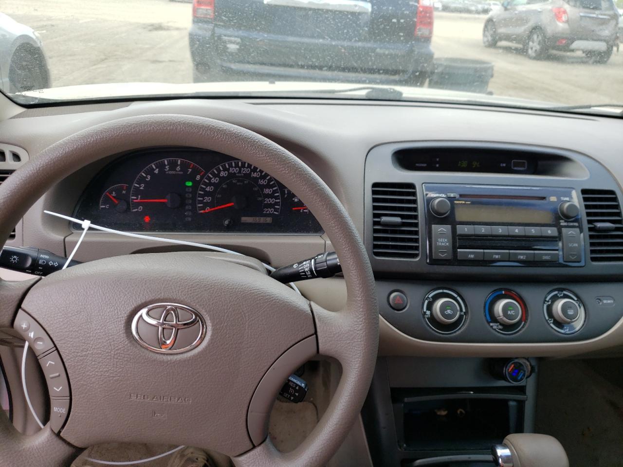 Photo 9 from auction – 2005 TOYOTA CAMRY LE with VIN 4T1BE32K25U573603