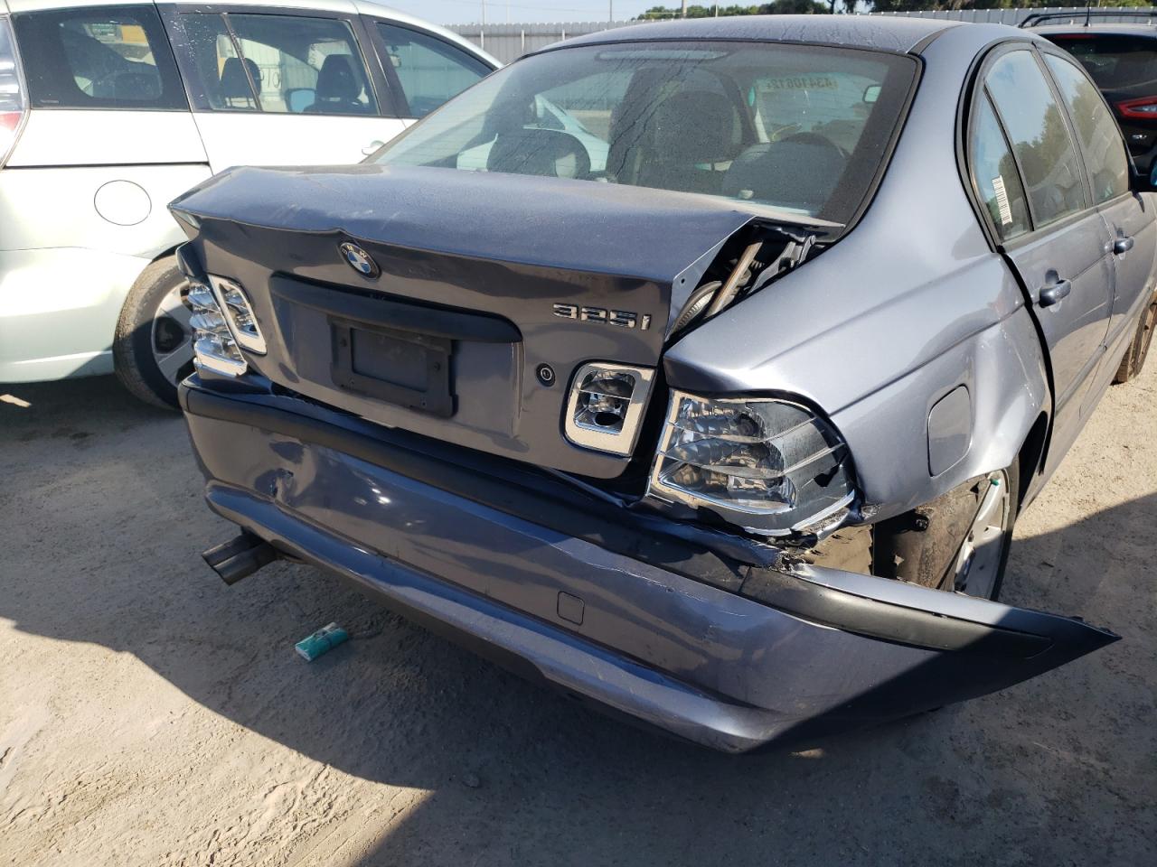 Photo 9 from auction – 2002 BMW 325 I with VIN WBAET37432NJ22040