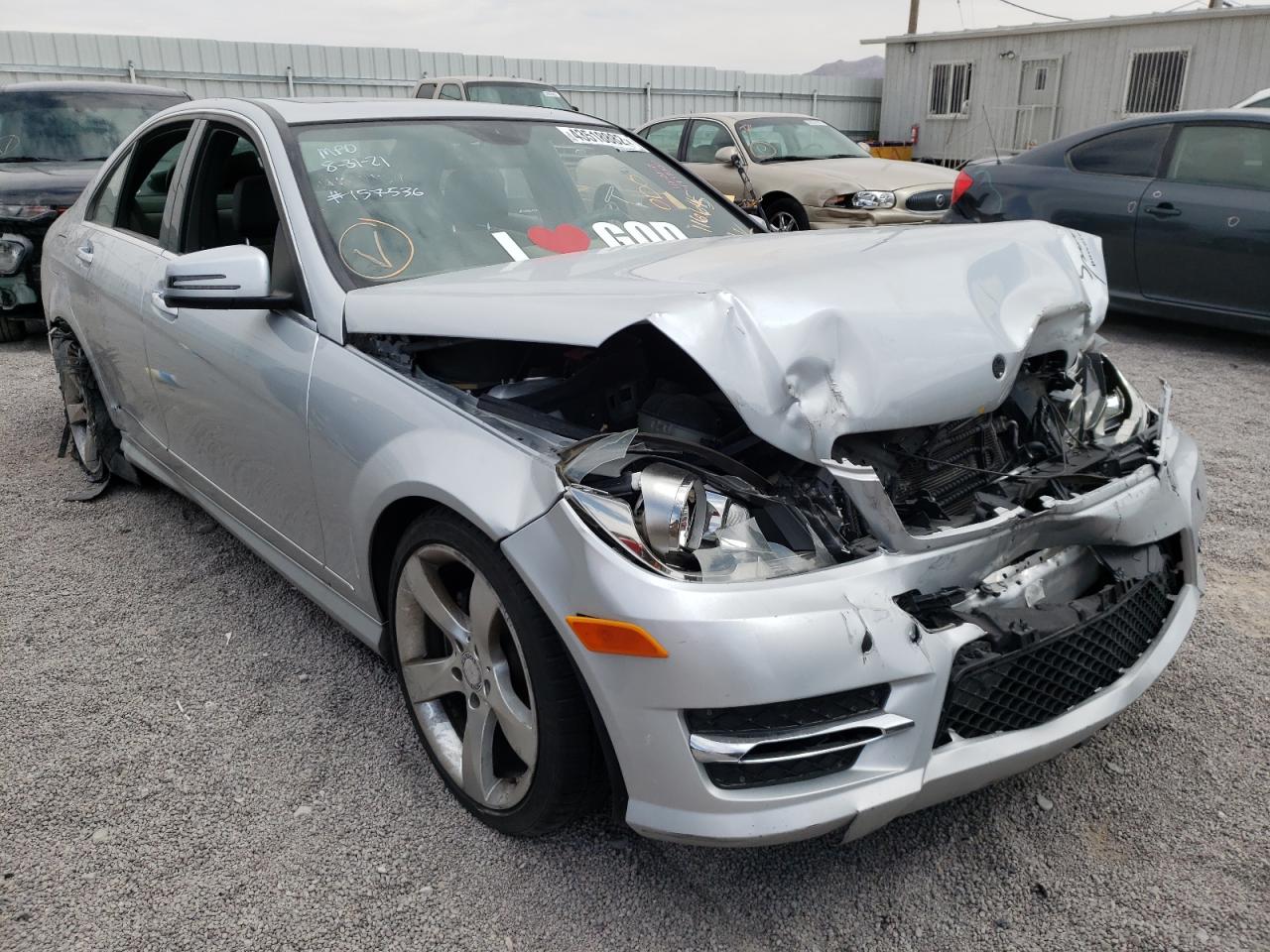Photo 1 from auction – 2014 MERCEDES-BENZ C 250 with VIN WDDGF4HB2EA963385