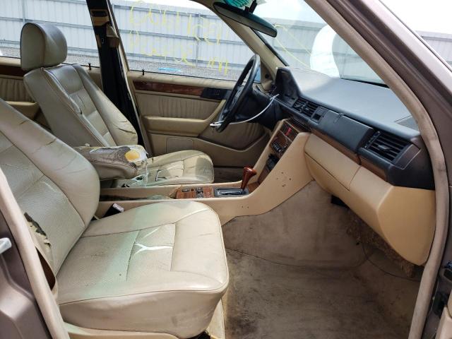Photo 5 from auction – 1990 MERCEDES-BENZ 300 E with VIN WDBEA30D4LB183661