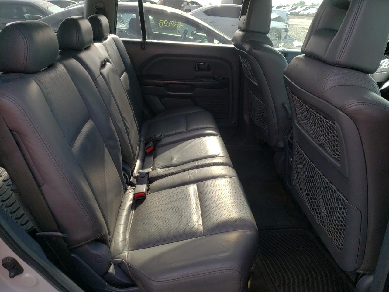 Photo 6 from auction – 2003 HONDA PILOT EXL with VIN 2HKYF18613H534860