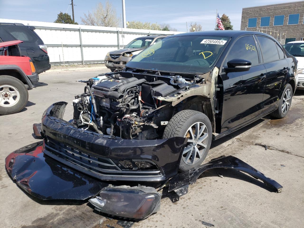 Photo 2 from auction – 2017 VOLKSWAGEN JETTA SE with VIN 3VWDB7AJ9HM245025