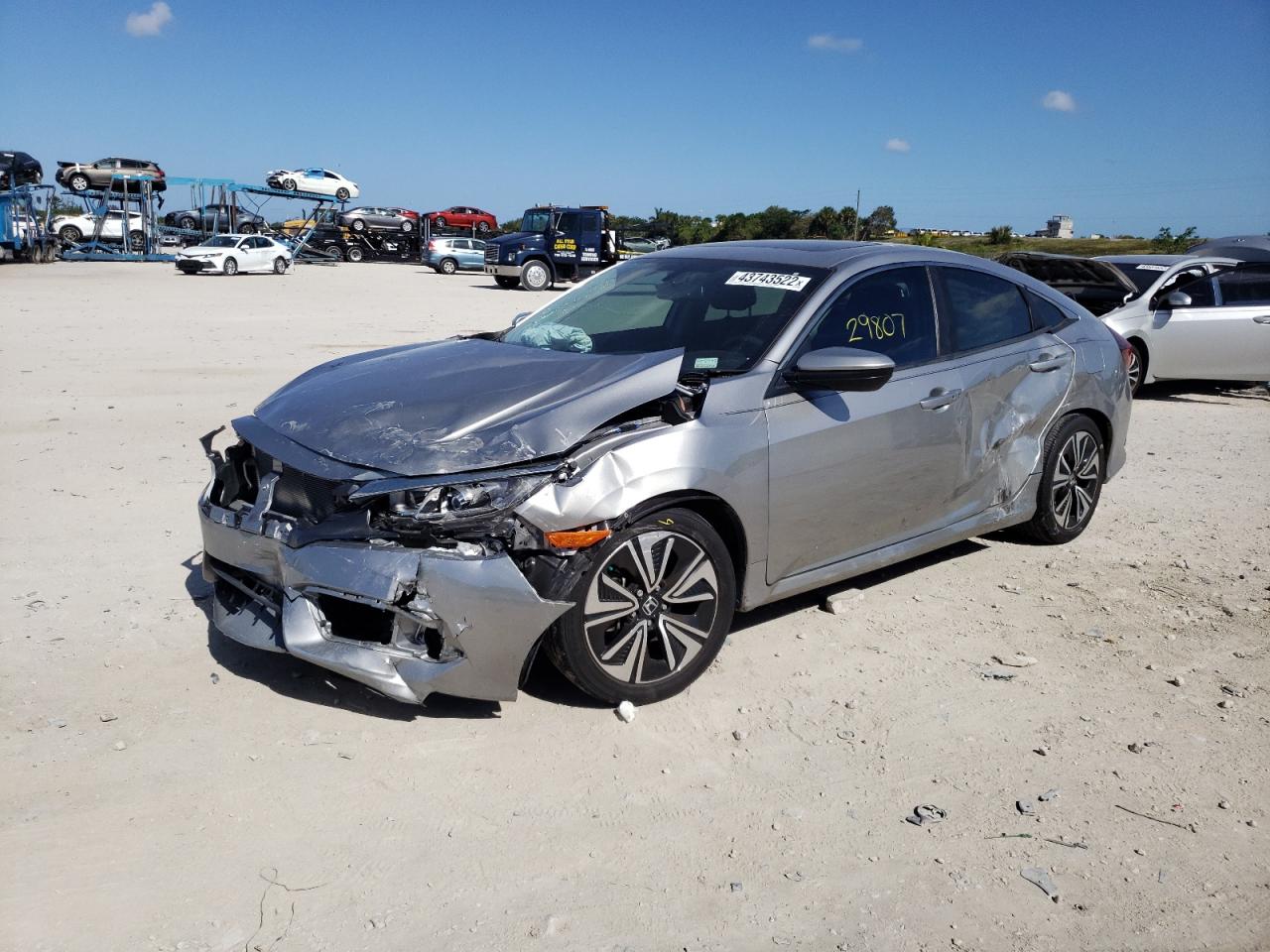 Photo 9 from auction – 2018 HONDA CIVIC EXL with VIN JHMFC1F73JX009990