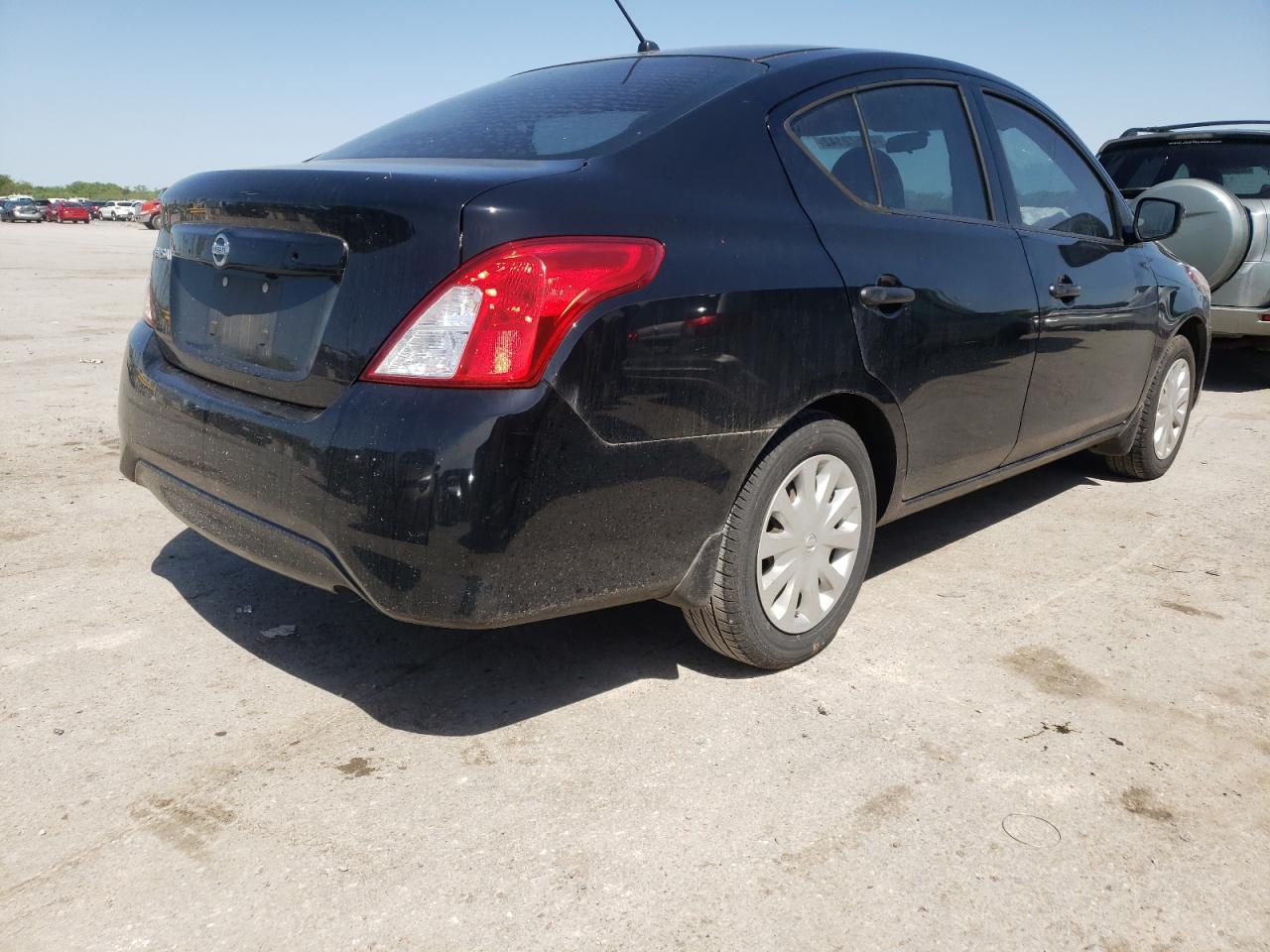 Photo 4 from auction – 2016 NISSAN VERSA S with VIN 3N1CN7AP5GL859121