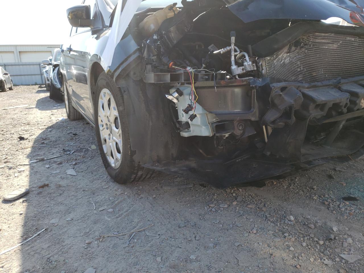 Photo 9 from auction – 2012 FORD FOCUS SE with VIN 1FAHP3F28CL417707
