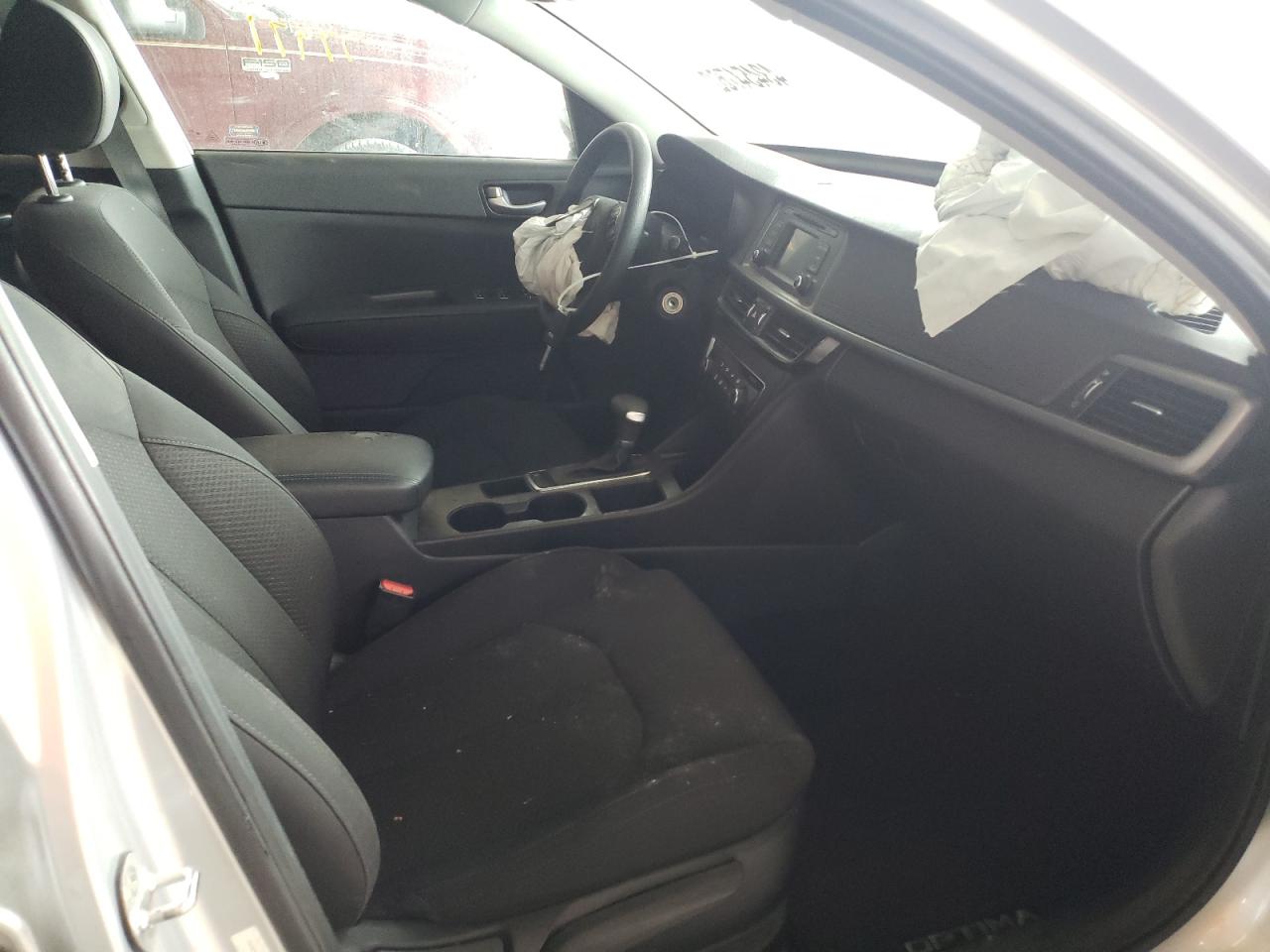Photo 5 from auction – 2016 KIA OPTIMA LX with VIN 5XXGT4L38GG019472