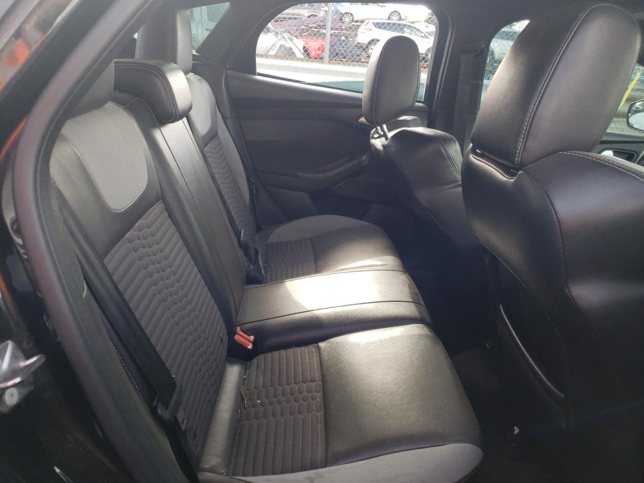 Photo 6 from auction – 2014 FORD FOCUS ST with VIN 1FADP3L93EL398390