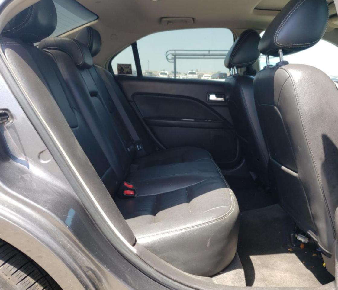 Photo 6 from auction – 2011 FORD FUSION SEL with VIN 3FAHP0JG5BR235139