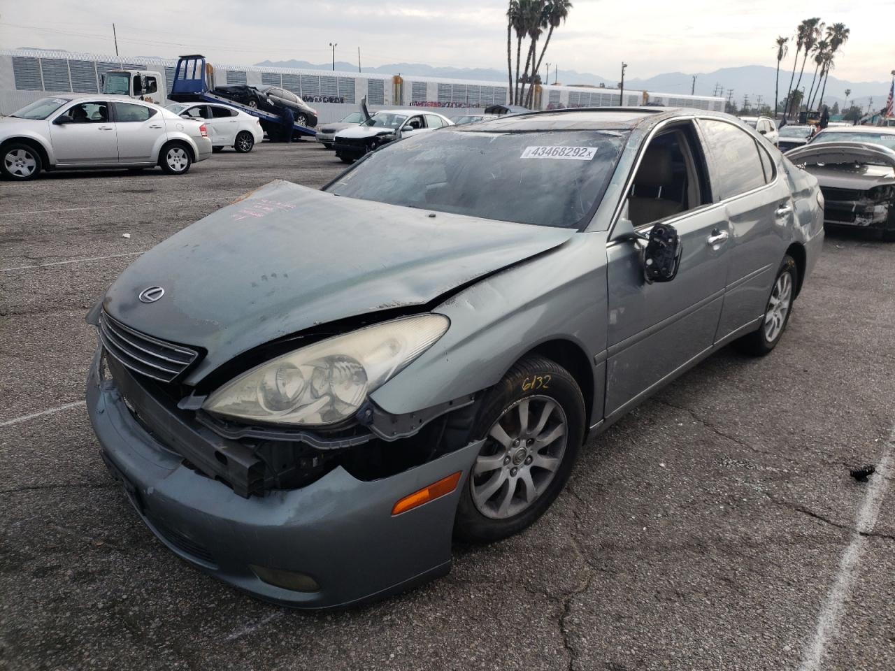 Photo 2 from auction – 2003 LEXUS ES 300 with VIN JTHBF30G030141997